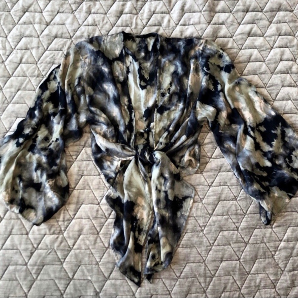 Olivaceous Storm Tie Top
